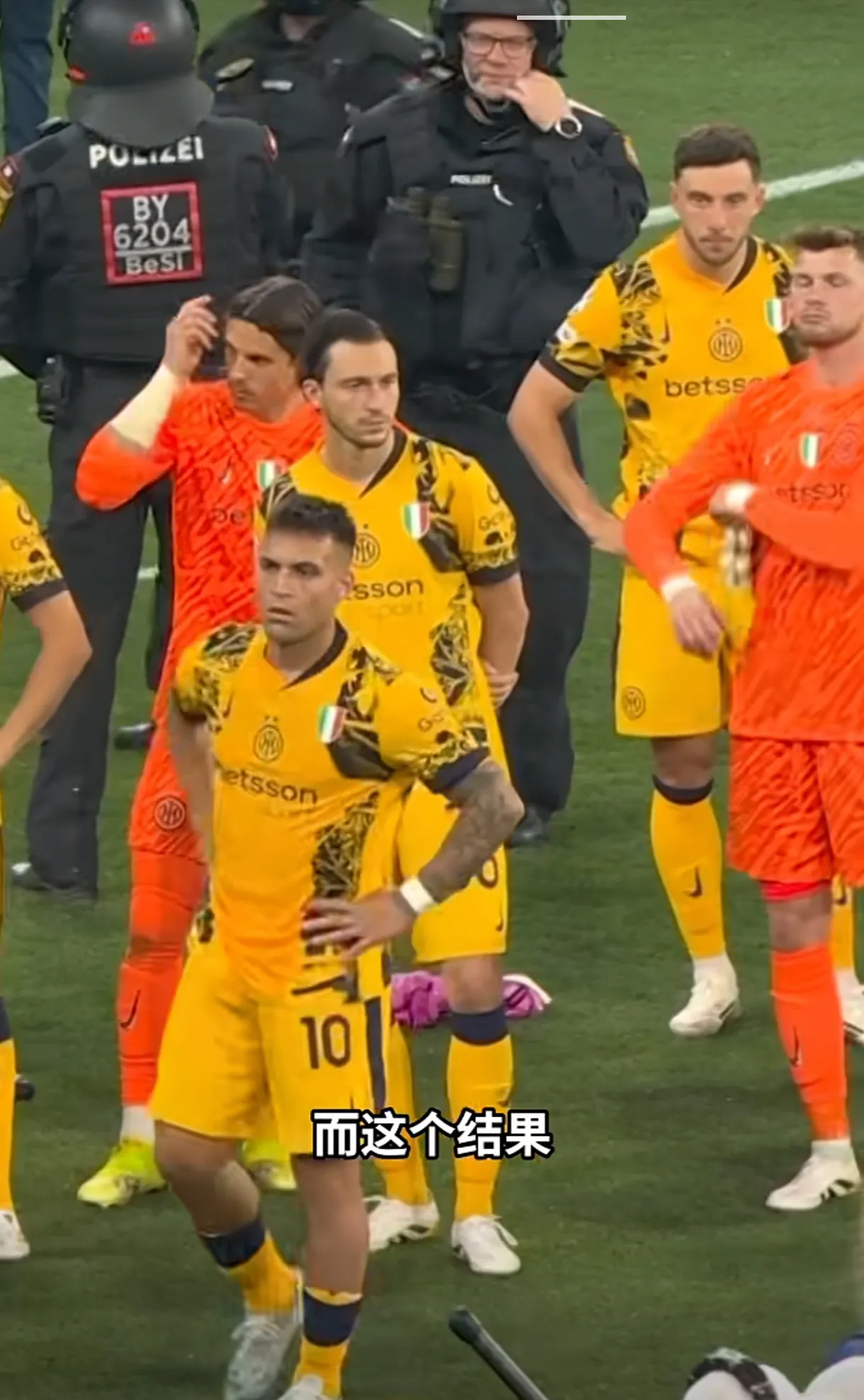 今夜突围战来临；西班牙国家队围绕美洲杯主帅复盘；球迷炸锅；身体对抗强度拉满的简单介绍-kaiyun网页版